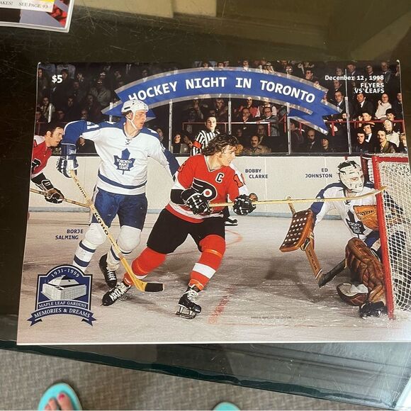 NHL hockey programs - Toronto maple leafs - Picture 4 of 7